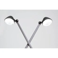 Waldmann Schreibtischlampe Lucio Warmweiß, Dimmbar, USB, Standfuß, Titan -Maul Shop 047918c68f016eb693365c8d5219ed96fe7deace schreibtischlampe waldmann lucio warmweiss